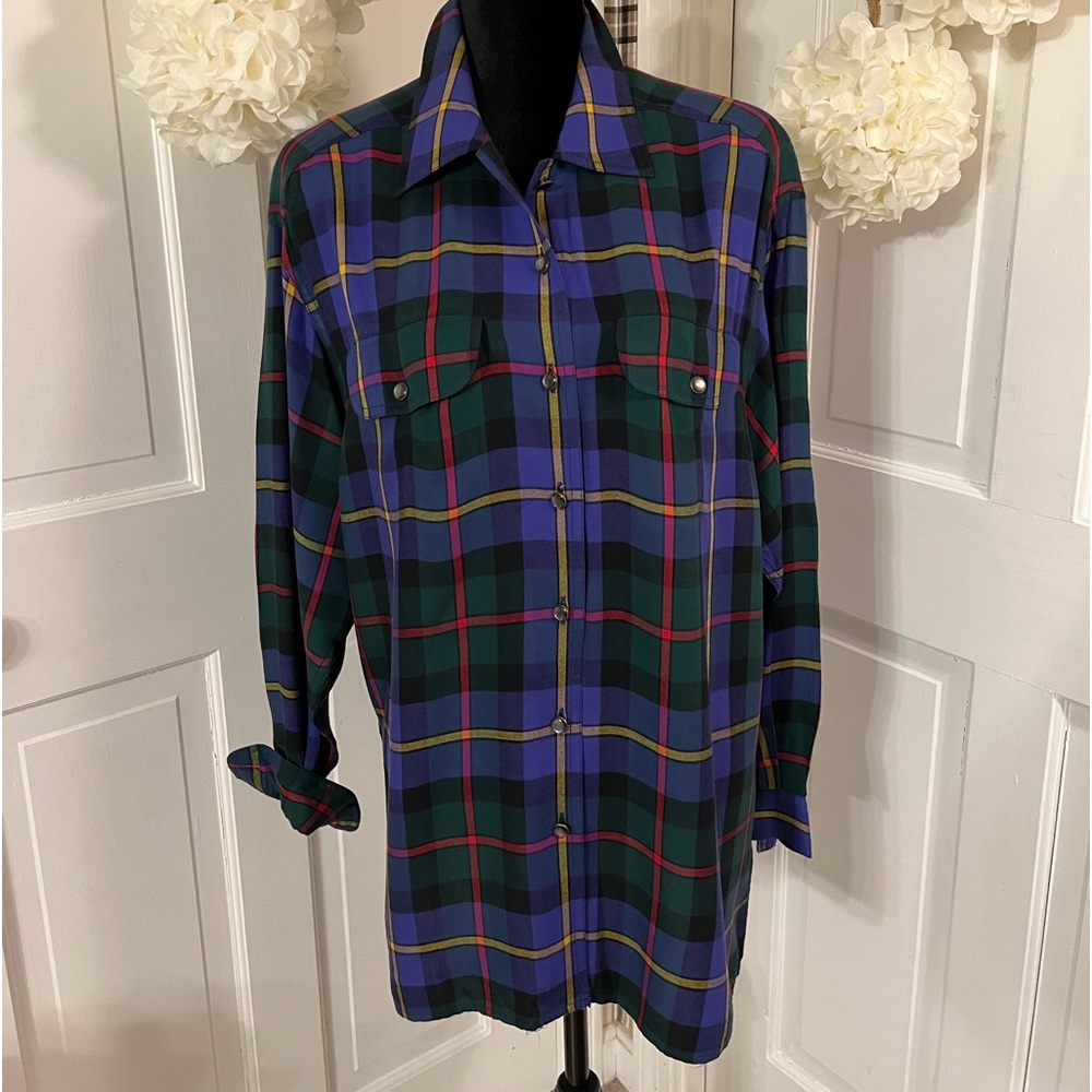 Liz Wear  Plaid Shirt